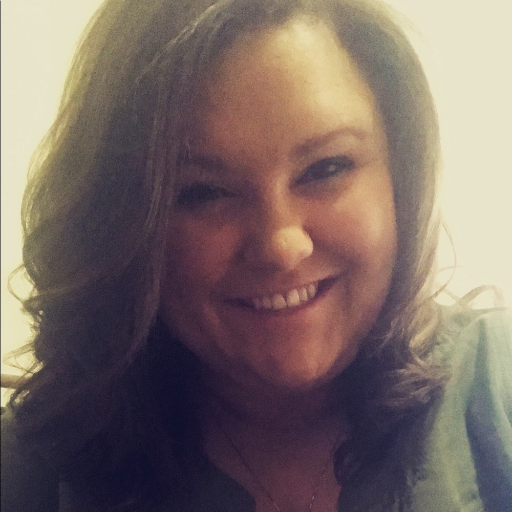 Meet your Posher, Alyssa